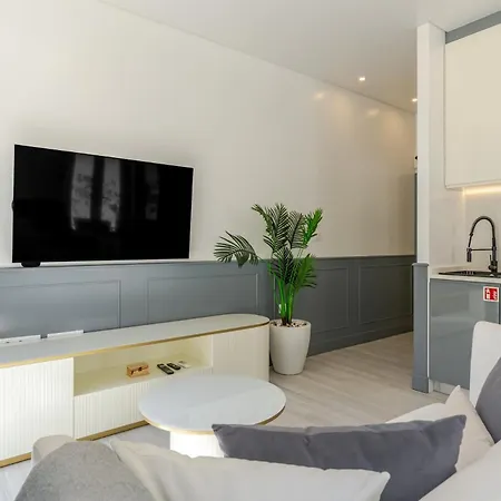 Apartament Antas - Terrace Retreat By Luxistay